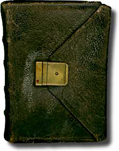 The cover of the Syriac manuscript in actual size.